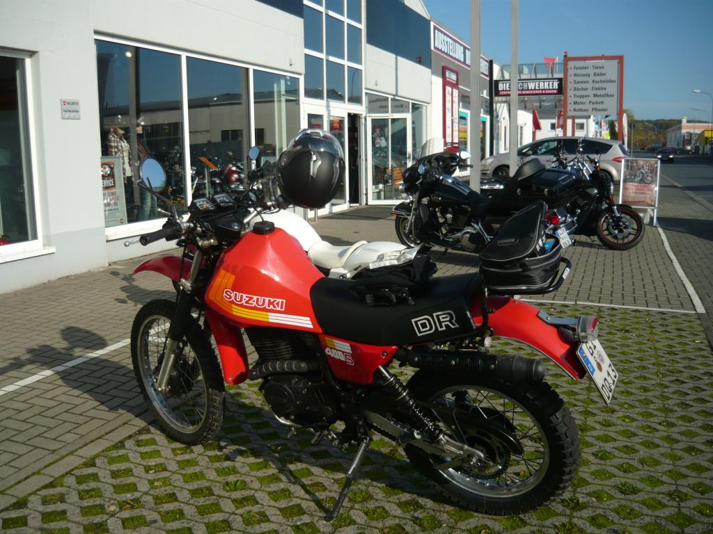 Suzuki DR400